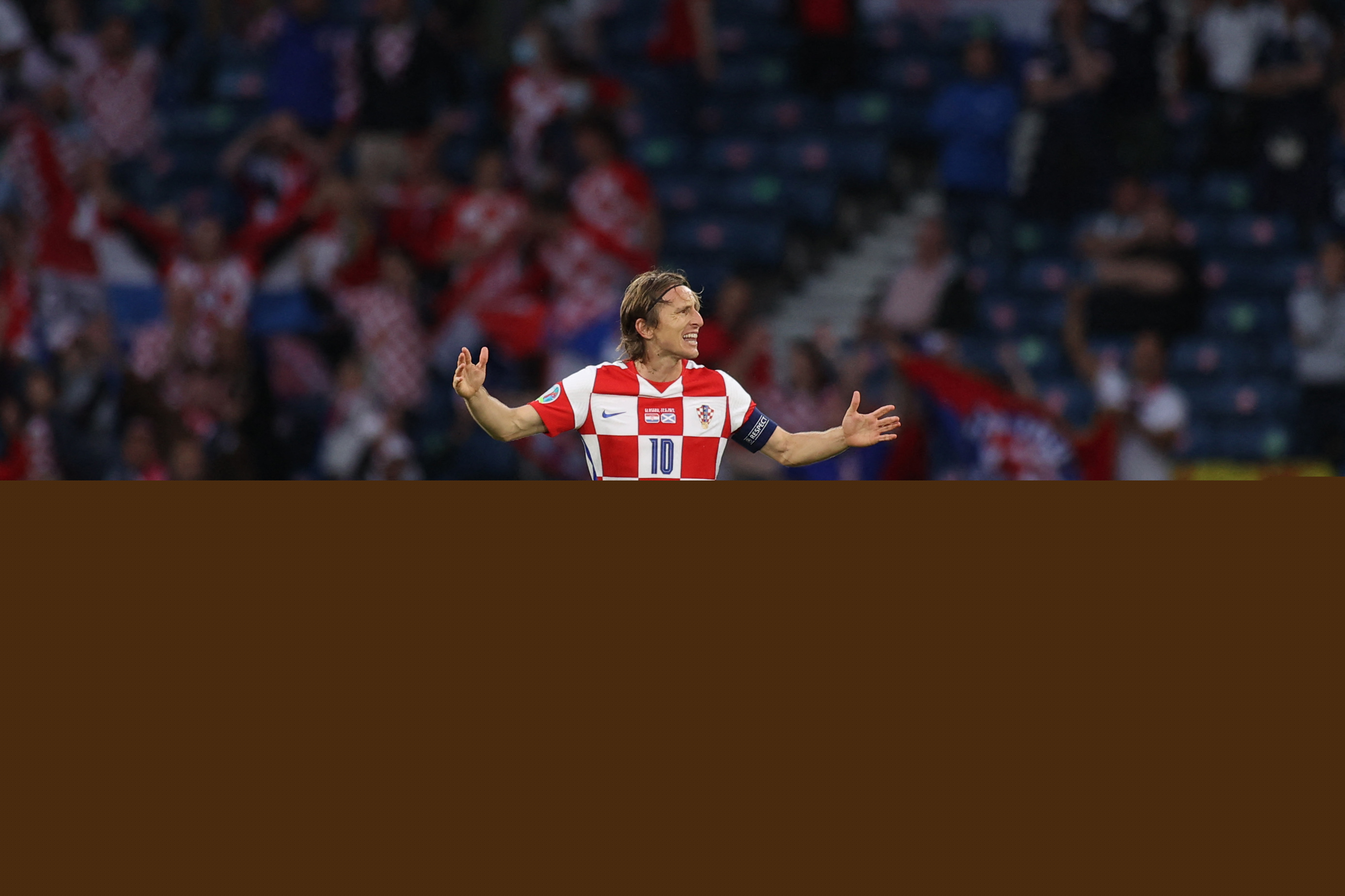 罗马诺：埃弗顿有意签下霍尔，并已经向切尔西正式提交报价