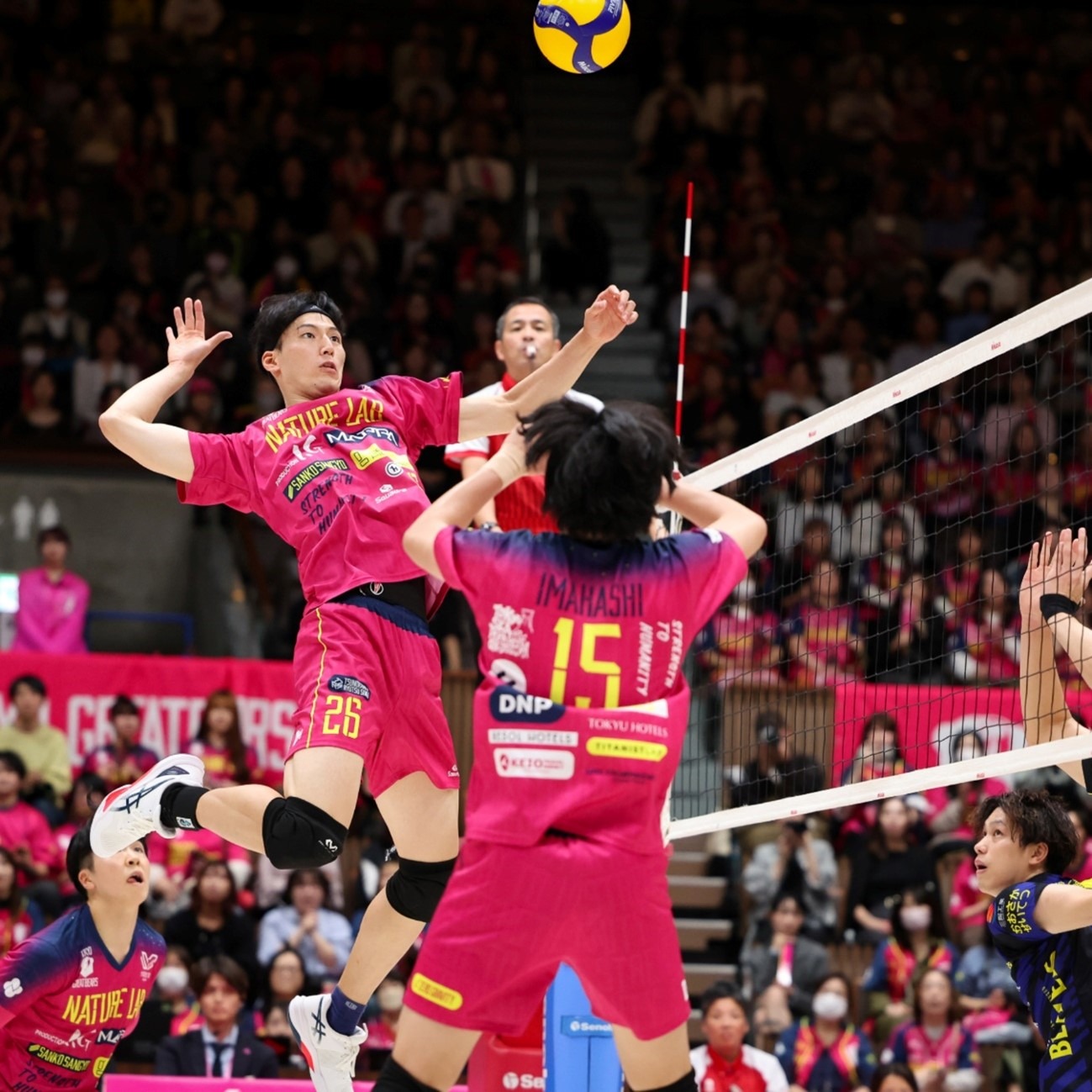 马塞利诺：黄潜纸面实力比帕福斯强，但这并不能保证球队赢球