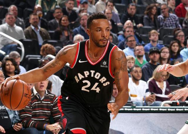 在进攻端做 在进攻端做